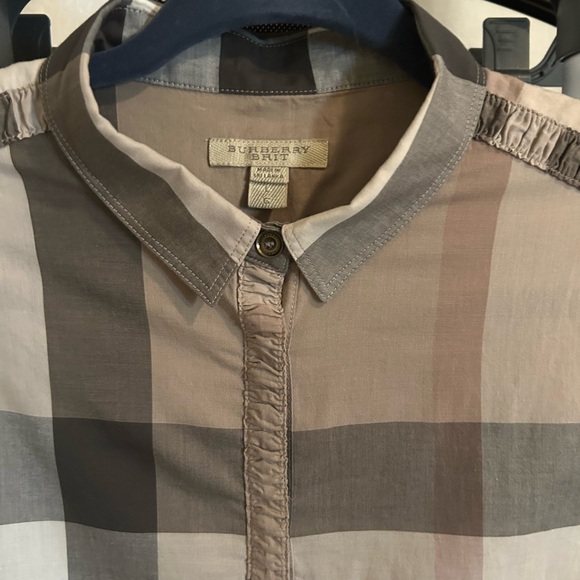 Burberry ladies Brit shirt, size L. - Picture 3 of 3